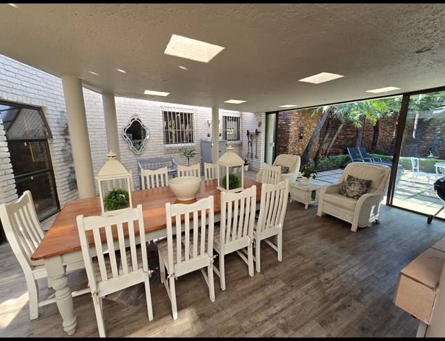 3 BEDROOM FREEHOLD FOR SALE IN GLENVISTA